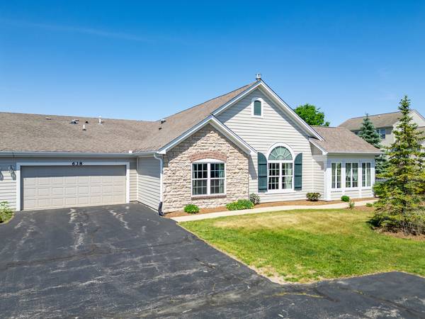 638 Handel LN, Woodstock, IL 60098