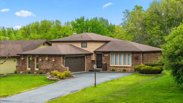 900 Carol LN, Crete, IL 60417