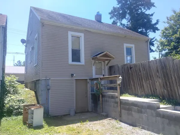 200 E Chestnut ST, Anna, IL 62906