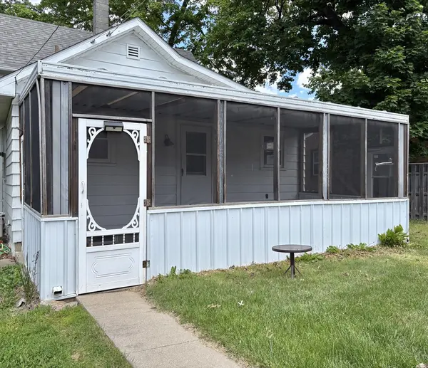 203 E Van Buren ST, Ottawa, IL 61350