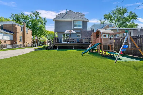 4234 Vernon AVE, Brookfield, IL 60513