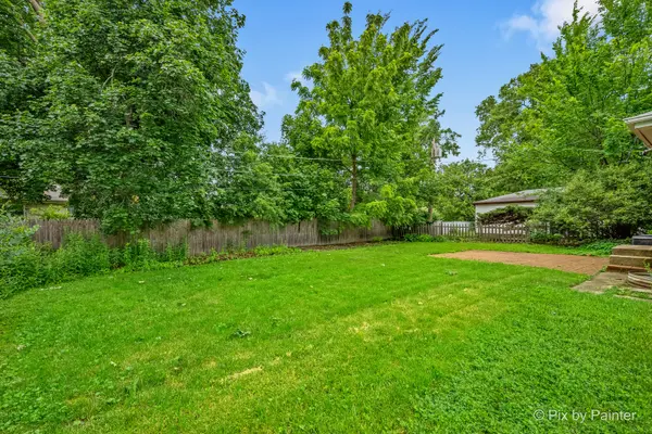 352 Brice AVE, Mundelein, IL 60060