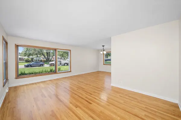 16049 Minerva AVE, South Holland, IL 60473