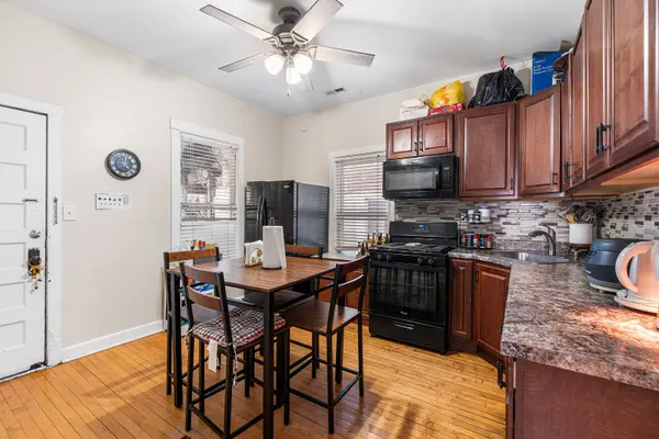 4535 N Spaulding AVE, Chicago, IL 60625