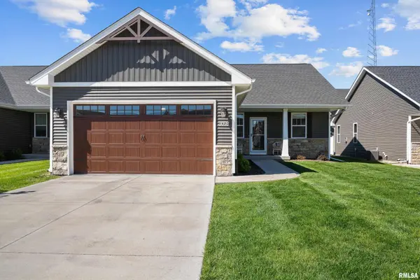 3098 Mary Leigh DR, Bettendorf, IA 52722