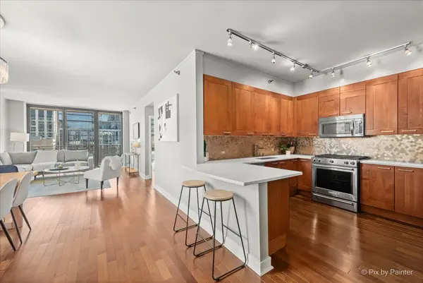 744 N Clark ST #705, Chicago, IL 60654