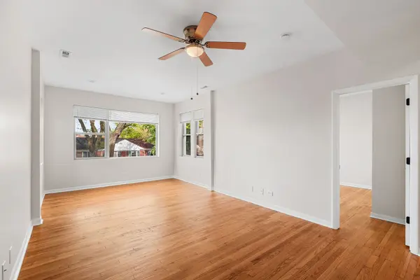 4859 N Harding AVE #2, Chicago, IL 60625