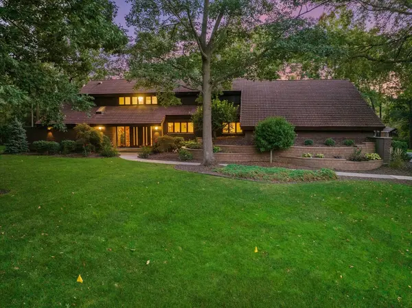 3540 Haweswood CT, Crete, IL 60417