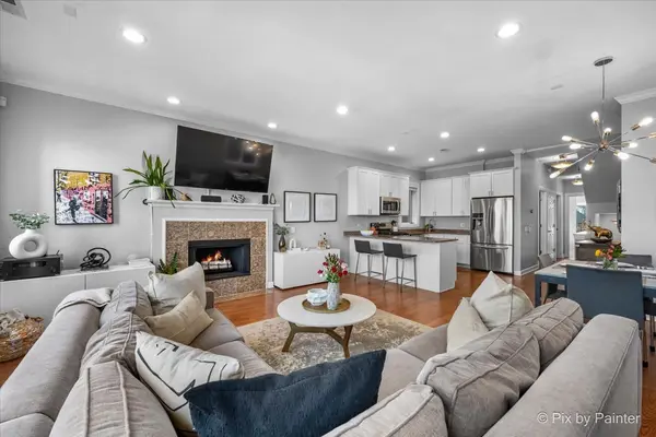 2216 N Hamilton AVE #3, Chicago, IL 60647