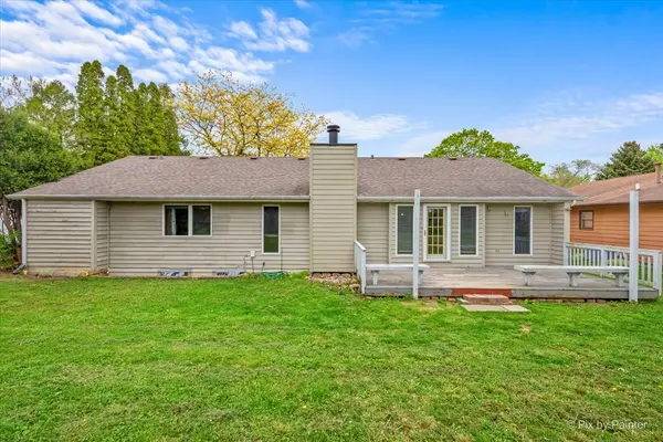 915 S 8th ST, Dekalb, IL 60115