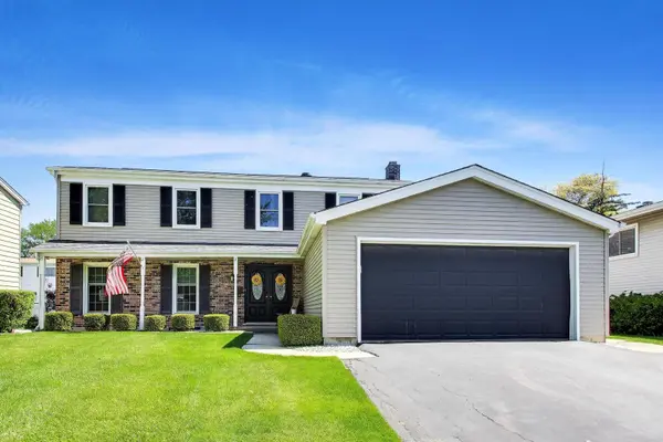401 Collen DR,  Lombard,  IL 60148