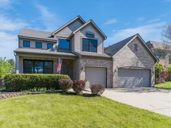 521 Ridgewood DR, Antioch, IL 60002