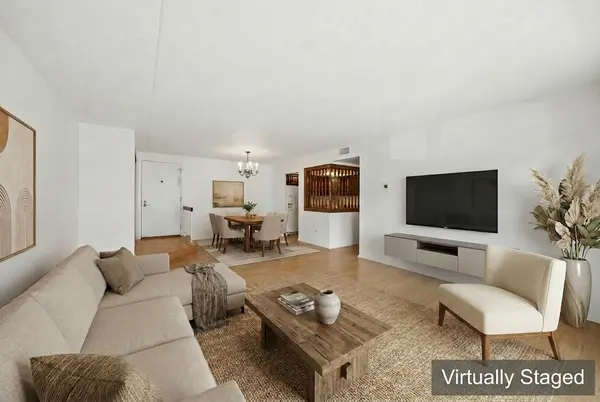 475 N Cass AVE #205, Westmont, IL 60559