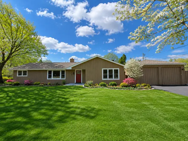 1756 Prairie AVE, Northbrook, IL 60062
