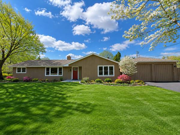 1756 Prairie AVE, Northbrook, IL 60062