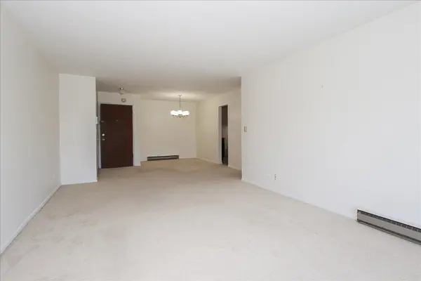 834 E Old Willow RD #209, Prospect Heights, IL 60070