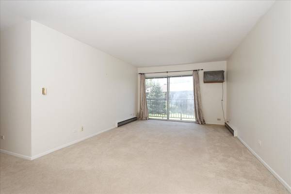 834 E Old Willow RD #209, Prospect Heights, IL 60070