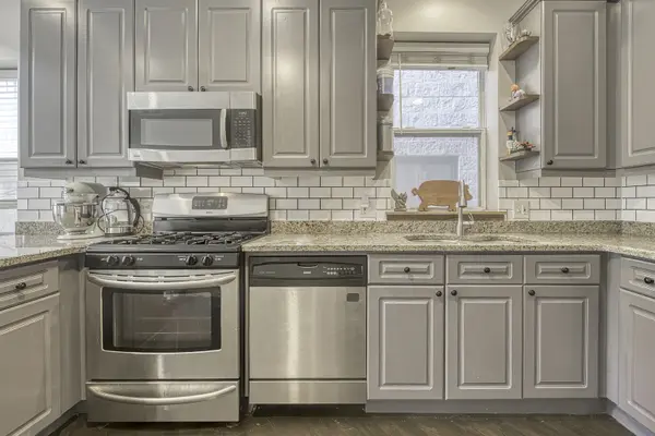 2729 N Wayne AVE #C, Chicago, IL 60614