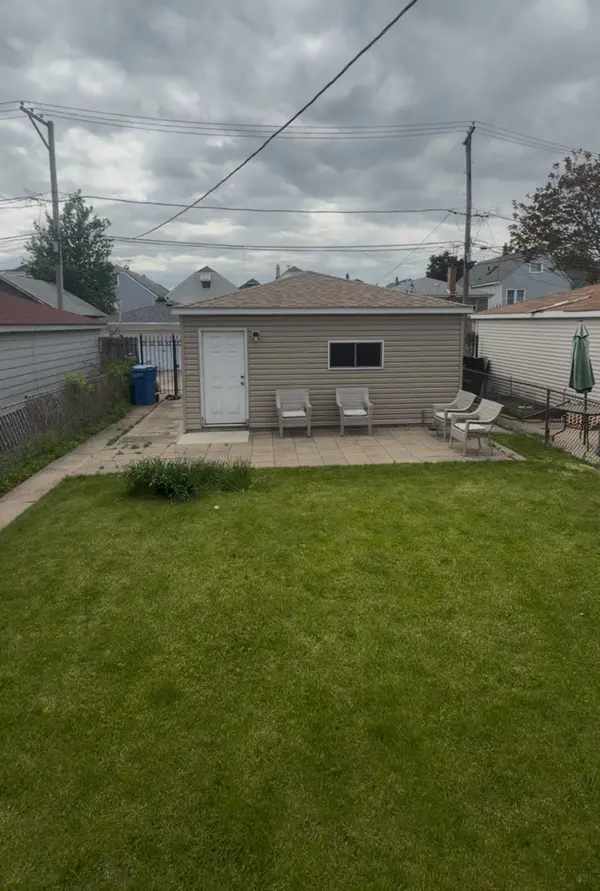 4736 S Campbell AVE, Chicago, IL 60632