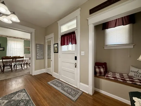 222 W Main ST, Clinton, IL 61727