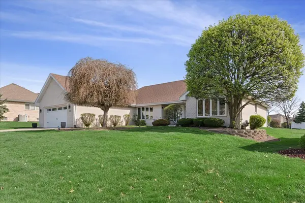 18035 Esther DR, Orland Park, IL 60467