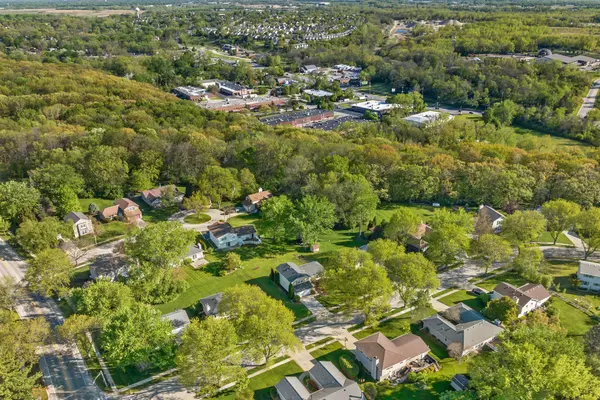 650 BUTTERFIELD DR, Algonquin, IL 60102