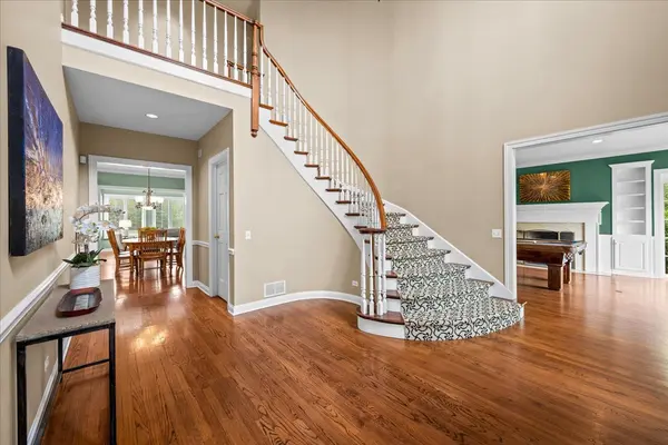 1310 LONGMEADOW LN, Lake Forest, IL 60045