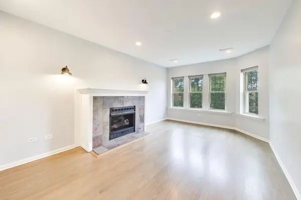 7400 N Seeley AVE #3, Chicago, IL 60645