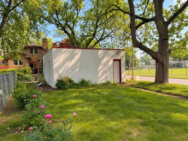 1708 Woodland AVE, Davenport, IA 52803