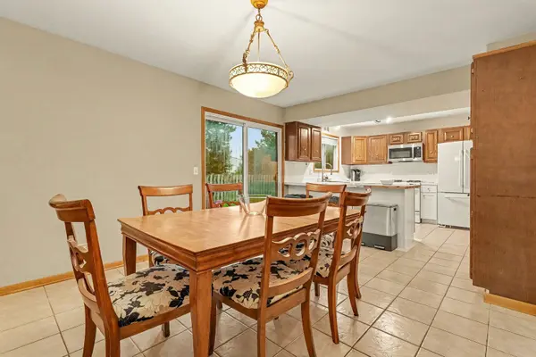 309 Thistle DR, Bolingbrook, IL 60490