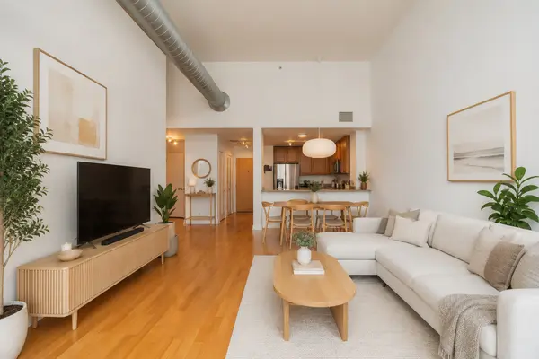 845 N Kingsbury ST #704, Chicago, IL 60610