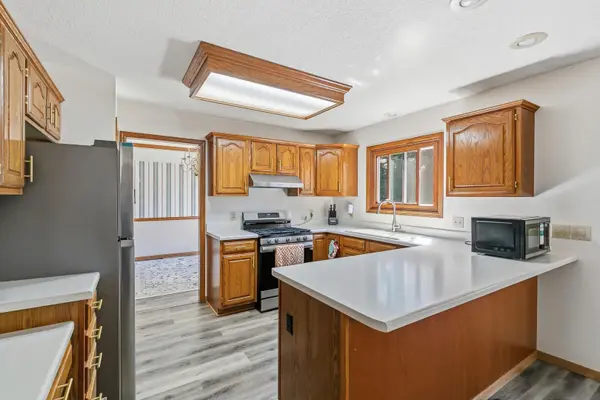 4608 WILLOW WOOD CT, Davenport, IA 52807