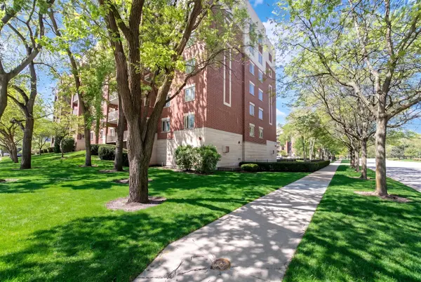 8711 W Bryn Mawr AVE #505, Chicago, IL 60631