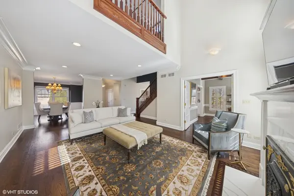 522 N County Line RD, Hinsdale, IL 60521