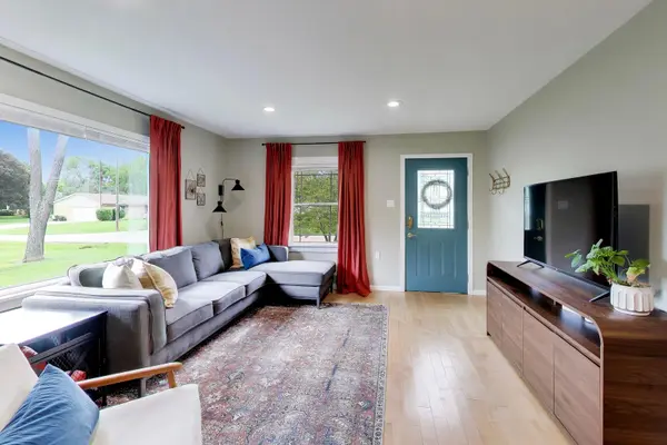 23615 Chicago ST, Plainfield, IL 60544