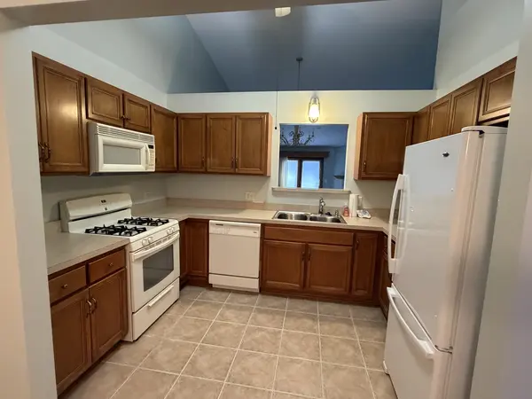 2530 Par Four CT #C, Joliet, IL 60436