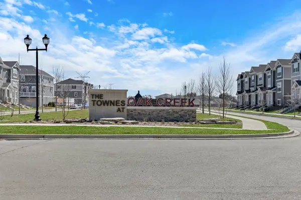 521 Yosemite WAY, Mundelein, IL 60060