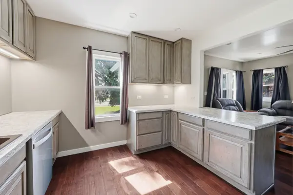 307 W Army Trail RD, Bloomingdale, IL 60108