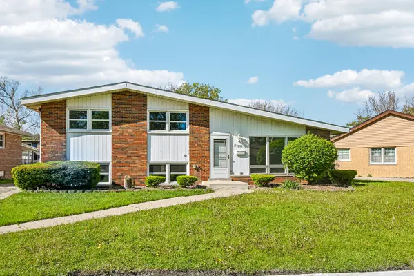 350 Carey CT, Chicago Heights, IL 60411