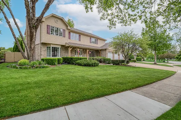 8320 Cloverview DR, Tinley Park, IL 60477