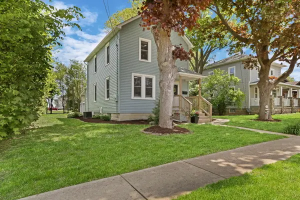 989 Victoria ST, Antioch, IL 60002