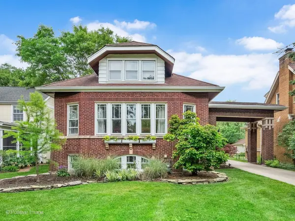 207 S Edgewood AVE, La Grange, IL 60525