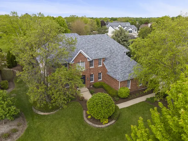 3803 Royal Portrush DR, Naperville, IL 60564