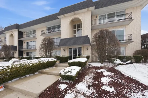 15263 Catalina DR #2, Orland Park, IL 60462