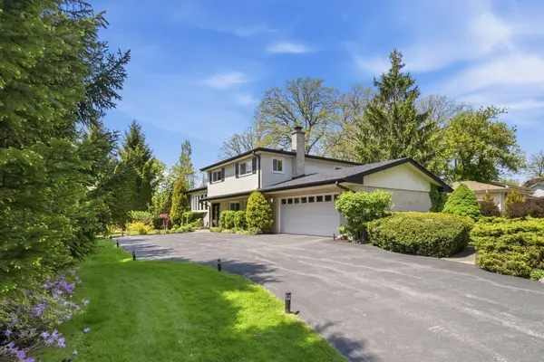 12 Turnbull Woods CT, Highland Park, IL 60035