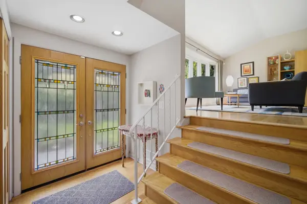 12 Turnbull Woods CT, Highland Park, IL 60035