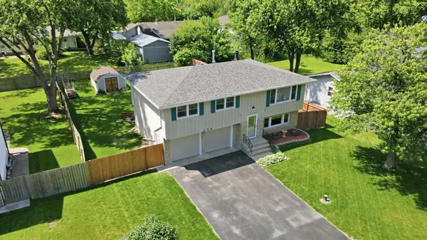 134 Michael LN, New Lenox, IL 60451