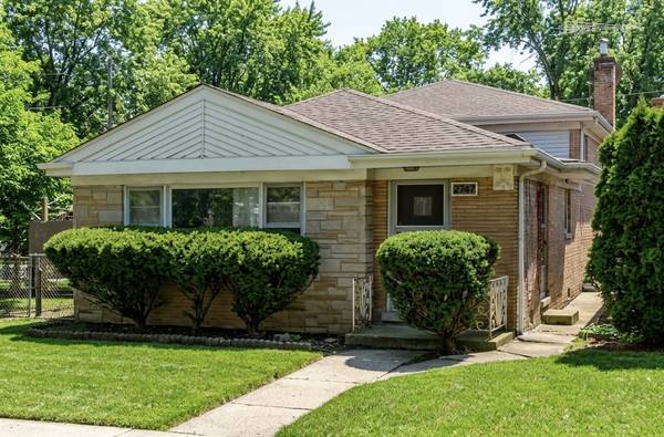 2747 W Lunt AVE, Chicago, IL 60645