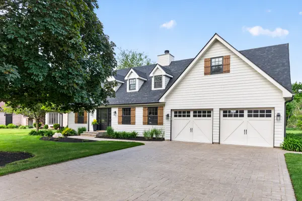 8517 Arizona TRL, Willow Springs, IL 60480