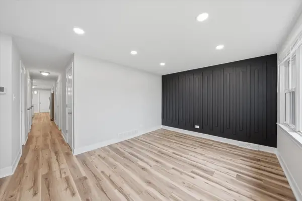 11613 S Loomis ST, Chicago, IL 60643